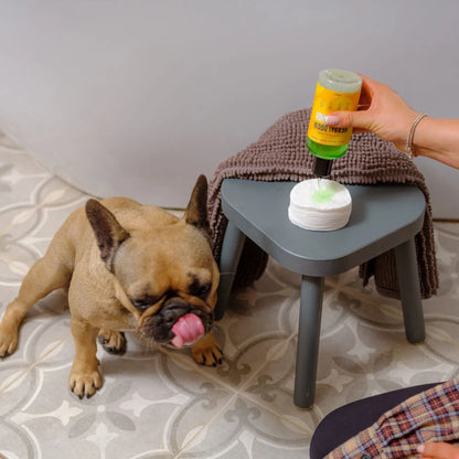Herbal Dog Co Botanical Ear Cleaner For Pets: Soothe Itchy, Gunky, Waxy, & Smelly Ears 250ml