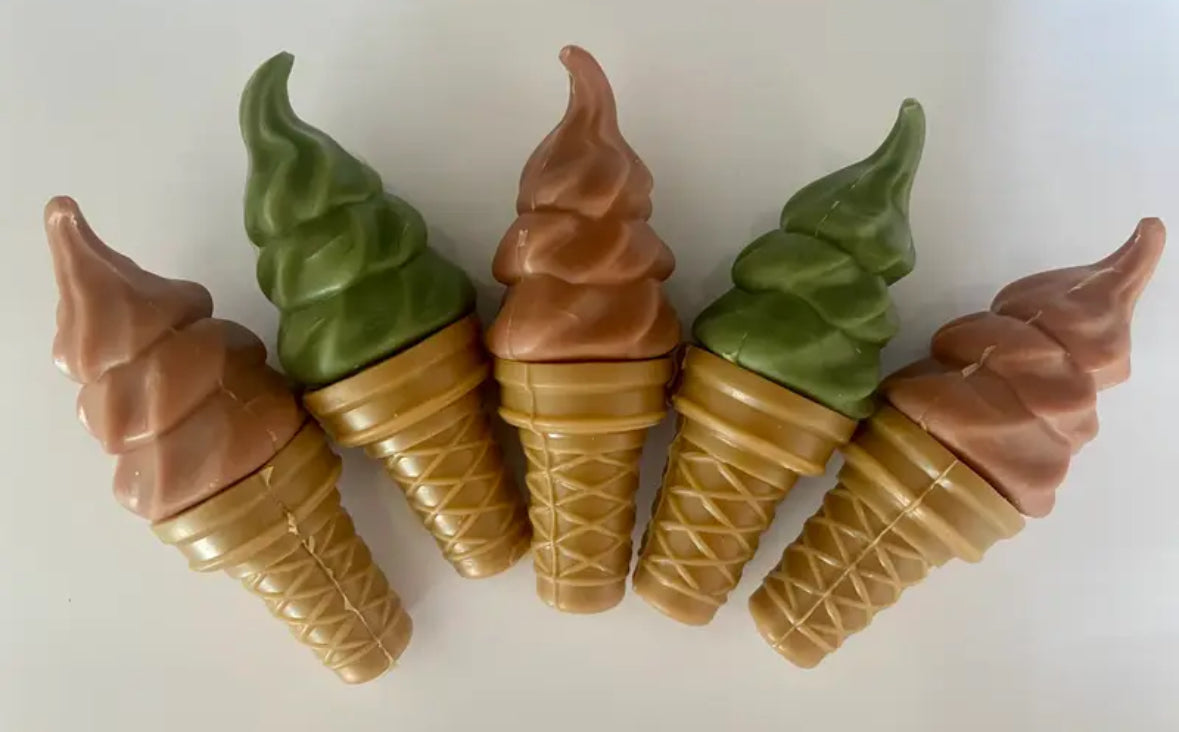 Apple & Strawberry Large Ice Cream Veggie Chews